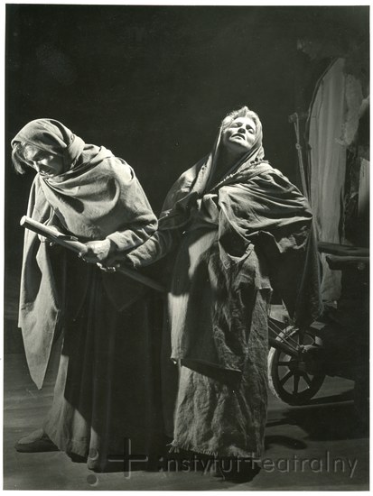 matka-courage-w-teatrze-zydowskim-w-warszawie